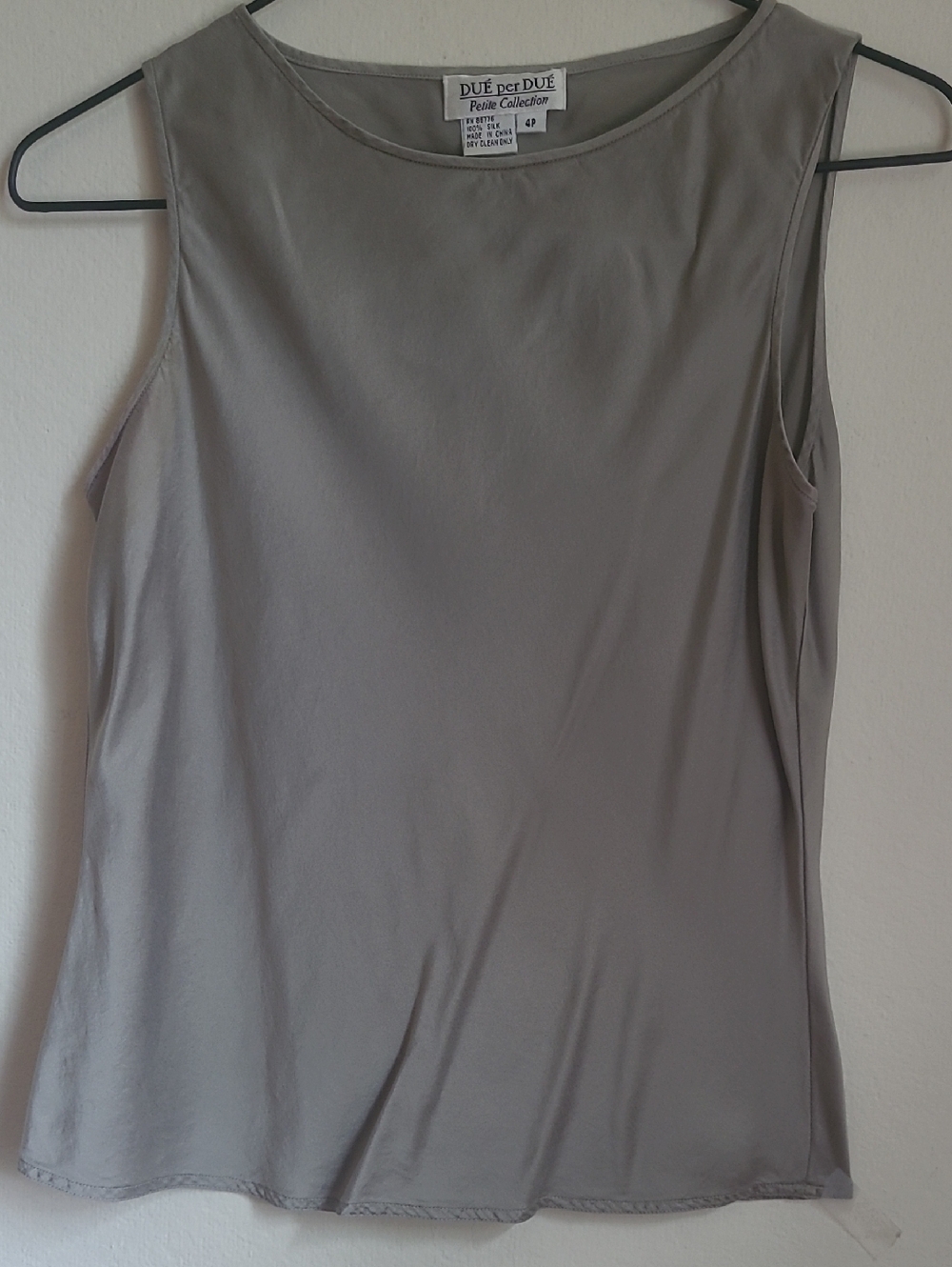 Woman's Sleeveless Blouse